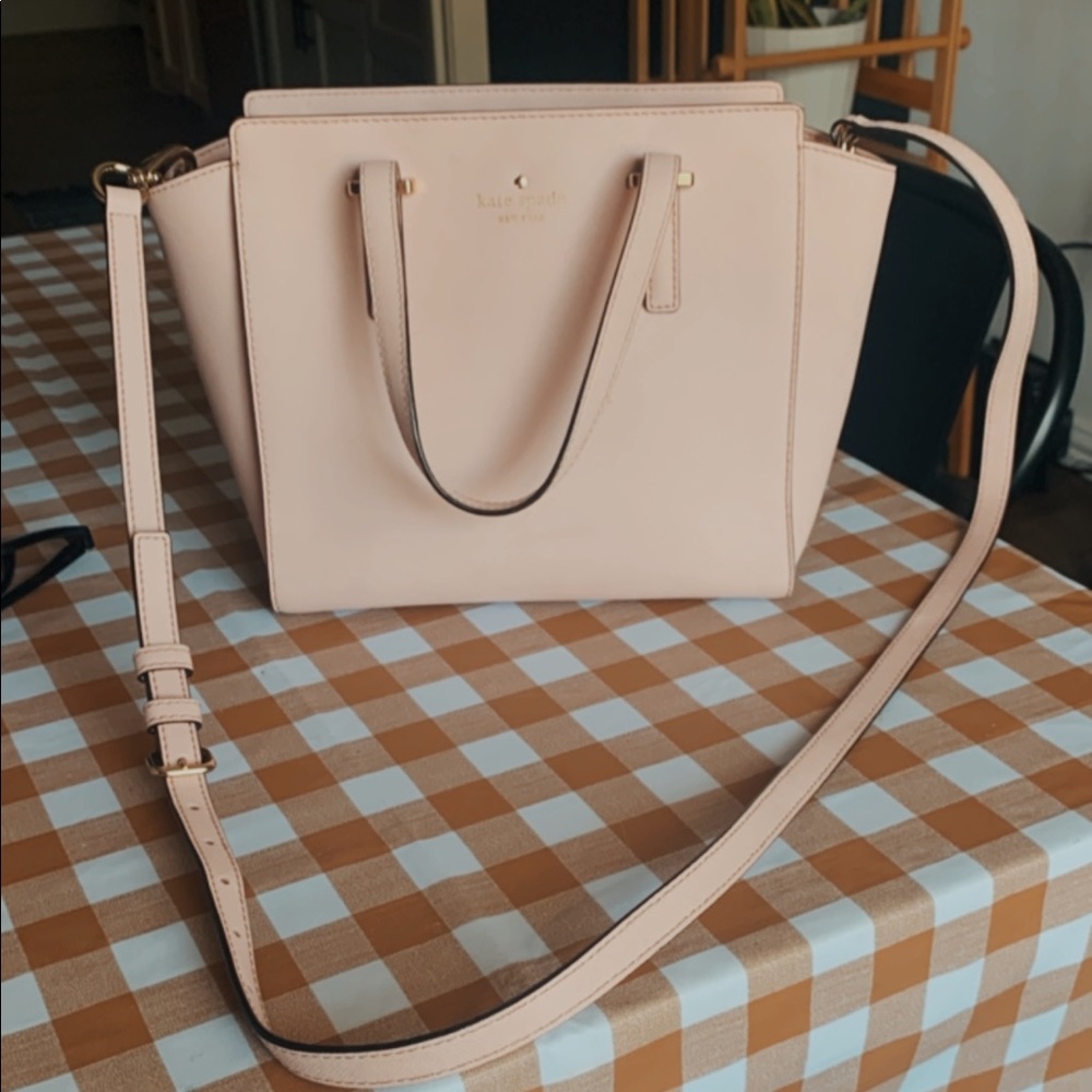 Kate Spade Bags | Beautiful and Semi-Used Kate Spade Purse.